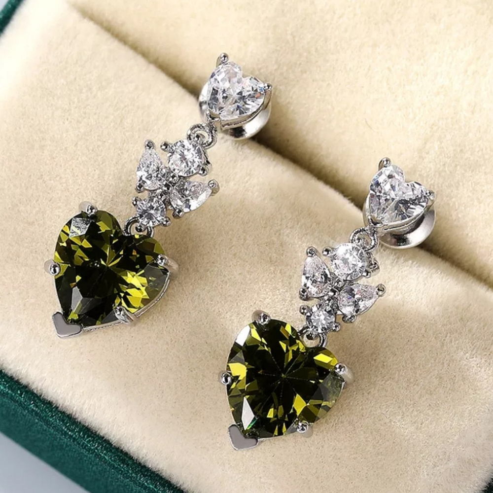 🎀925 Peridot Heart Diamond Accent Drop Earrings - Picture 2 of 8
